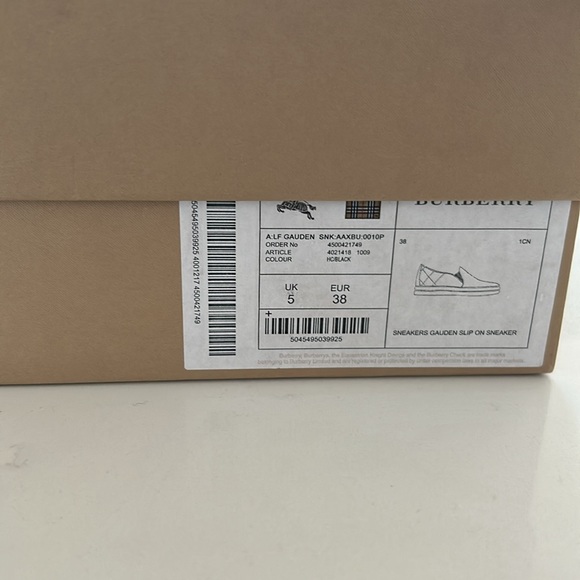 Burberry limited edition sneakers - Picture 4 of 4